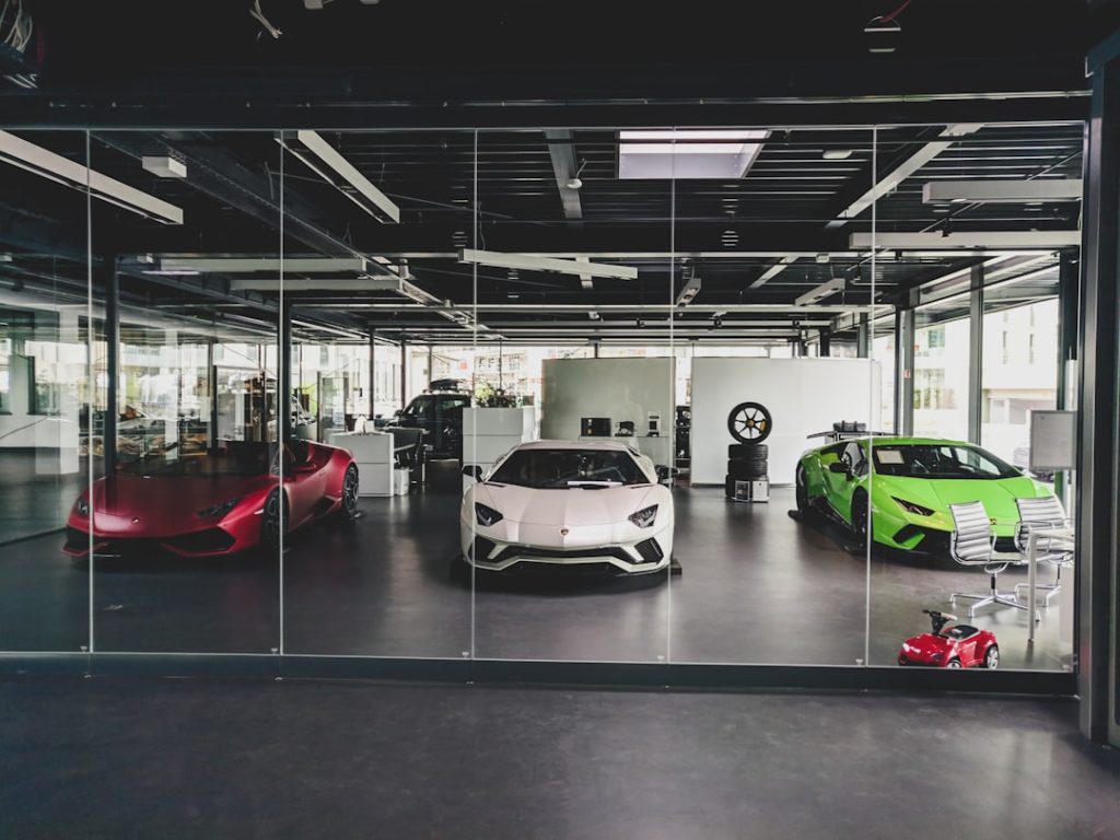 Photo Car dealership